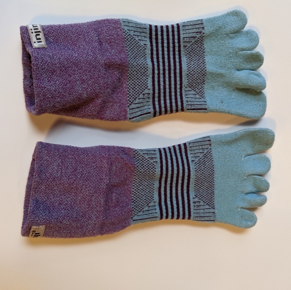 Toe socks
